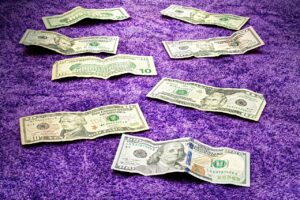 Riscatto della laurea: grafico che mostra costi e benefici dell'agevolazione economica.